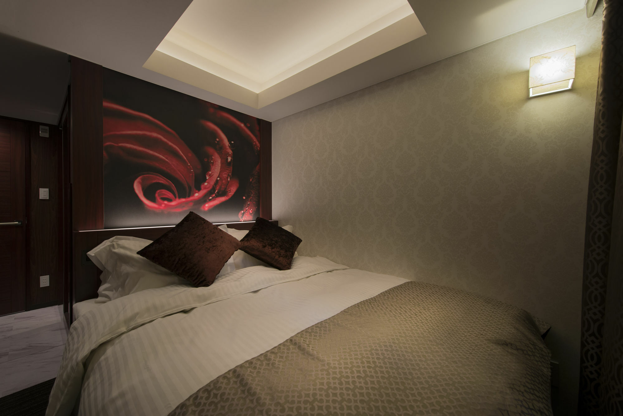 Meguroholic Hotel Tokyo Exterior photo